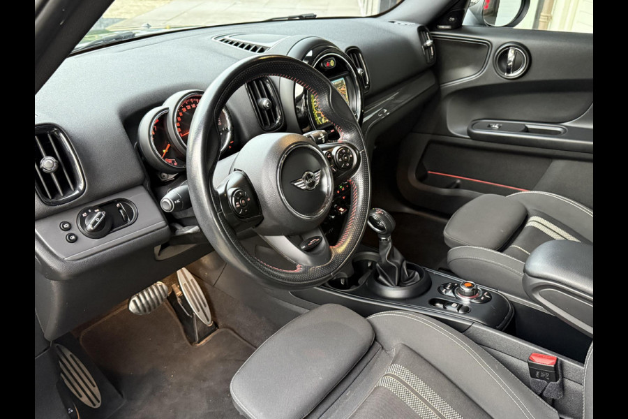 MINI Countryman 1.5 Cooper Pepper | HARMAN KARDON | TREKHAAK | CLIMATE CONTROL | NAVIGATIE |