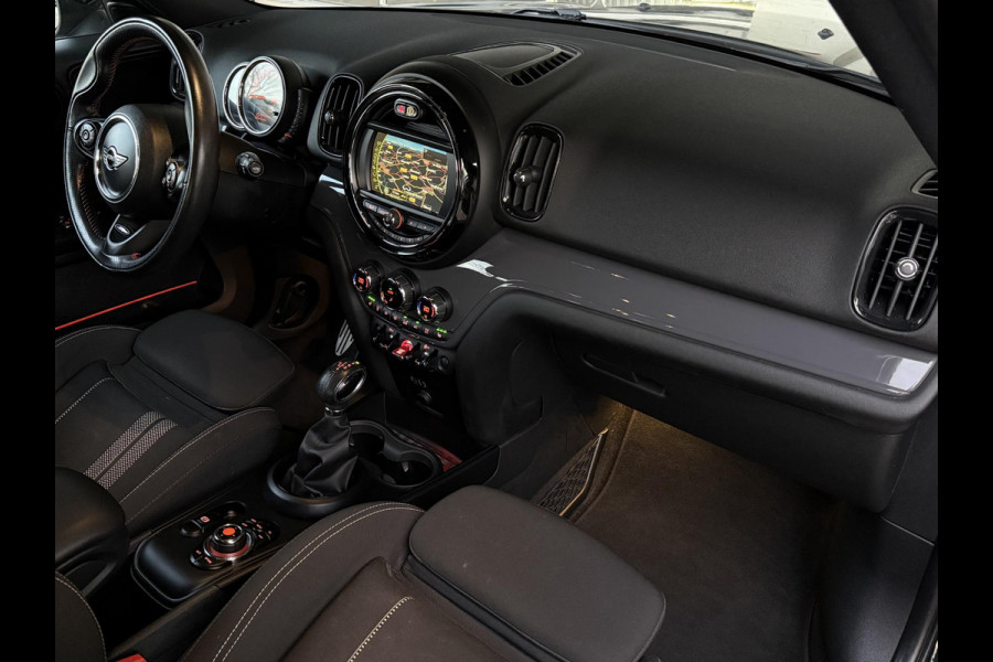 MINI Countryman 1.5 Cooper Pepper | HARMAN KARDON | TREKHAAK | CLIMATE CONTROL | NAVIGATIE |