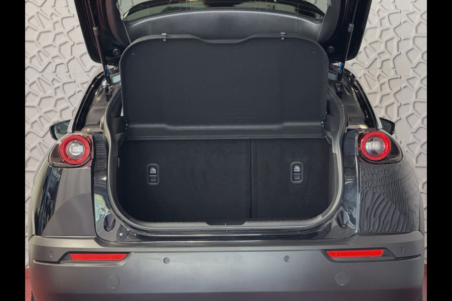 Mazda MX-30 E-SKYACTIV R-EV PHEV 170PK ELEK.STOEL H.U.D. CAMERA LED PLUG IN HYBRID phev