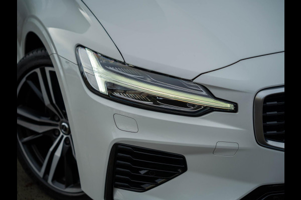 Volvo V60 2.0 T8 Twin Engine AWD R-Design / Memory / Adaptive / Bliss / CarPlay / Camera / Stoelverwarming