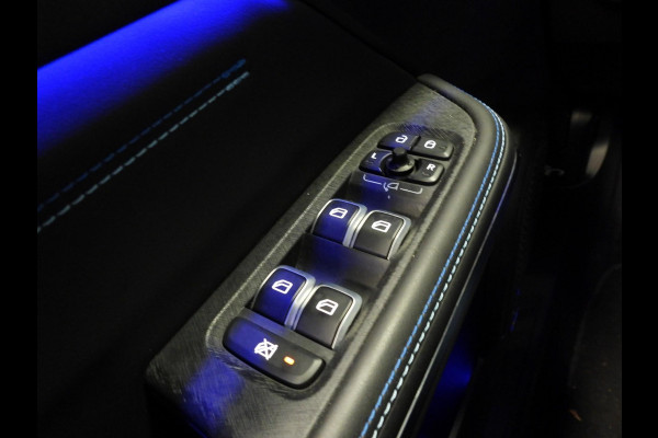 Lynk & Co 01 1.5 PHEV BlackLine NAVI/360CAM/SCHUIFDAK/LED/20"LMV!