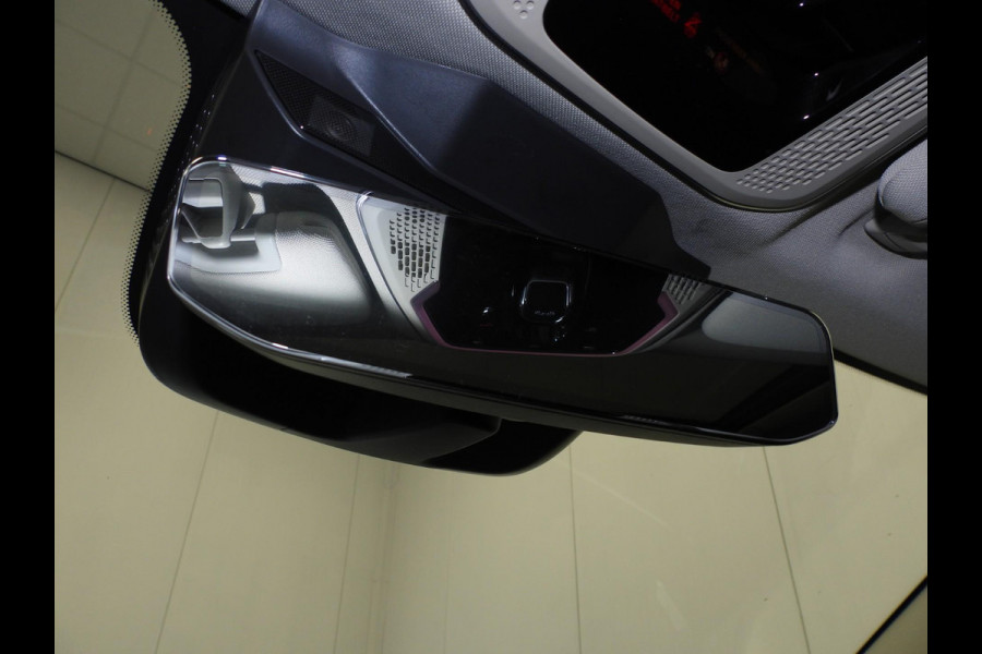 Lynk & Co 01 1.5 PHEV BlackLine NAVI/360CAM/SCHUIFDAK/LED/20"LMV!