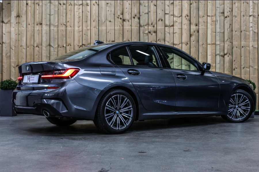 BMW 3-serie 330i M-Sport *Camera*Stoelverwarming*Led*Dealer onderhouden*