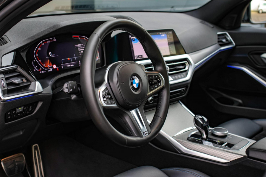 BMW 3-serie 330i M-Sport *Camera*Stoelverwarming*Led*Dealer onderhouden*