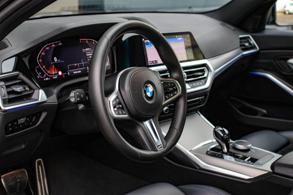 BMW 3-serie 330i M-Sport *Camera*Stoelverwarming*Led*Dealer onderhouden*