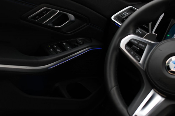 BMW 3-serie 330i M-Sport *Camera*Stoelverwarming*Led*Dealer onderhouden*