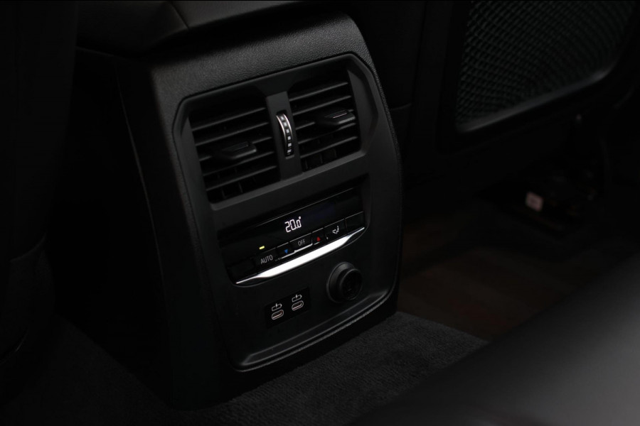 BMW 3-serie 330i M-Sport *Camera*Stoelverwarming*Led*Dealer onderhouden*