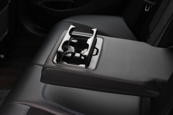 BMW 3-serie 330i M-Sport *Camera*Stoelverwarming*Led*Dealer onderhouden*