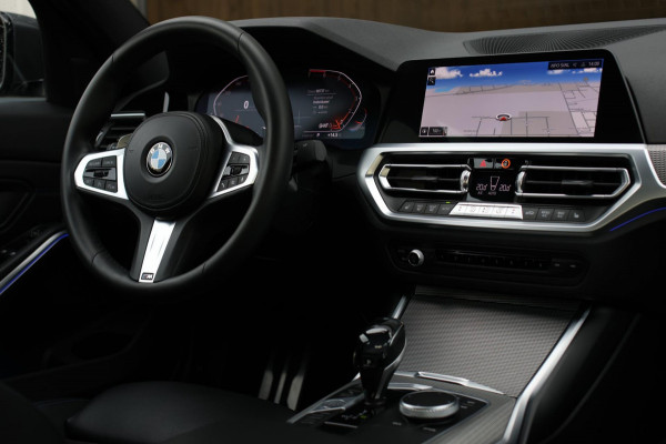BMW 3-serie 330i M-Sport *Camera*Stoelverwarming*Led*Dealer onderhouden*