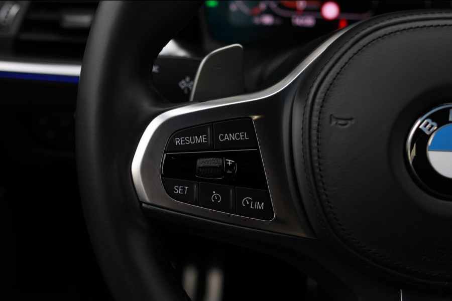 BMW 3-serie 330i M-Sport *Camera*Stoelverwarming*Led*Dealer onderhouden*