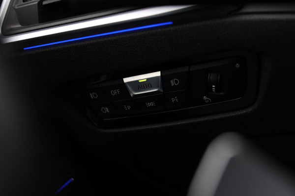 BMW 3-serie 330i M-Sport *Camera*Stoelverwarming*Led*Dealer onderhouden*