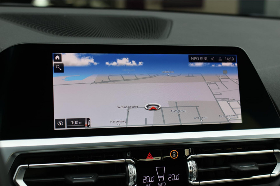 BMW 3-serie 330i M-Sport *Camera*Stoelverwarming*Led*Dealer onderhouden*