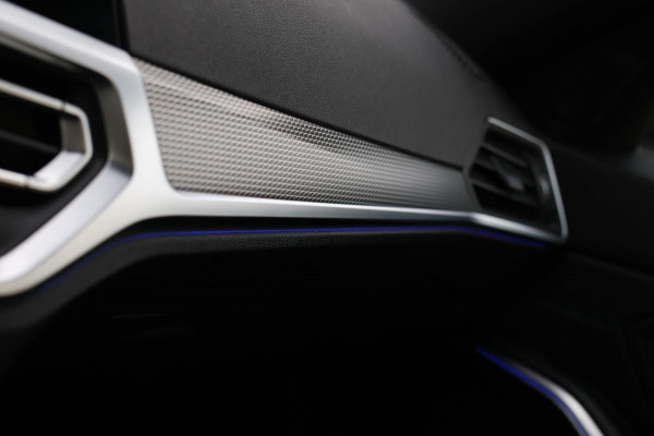 BMW 3-serie 330i M-Sport *Camera*Stoelverwarming*Led*Dealer onderhouden*