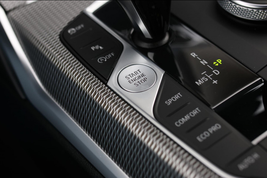 BMW 3-serie 330i M-Sport *Camera*Stoelverwarming*Led*Dealer onderhouden*