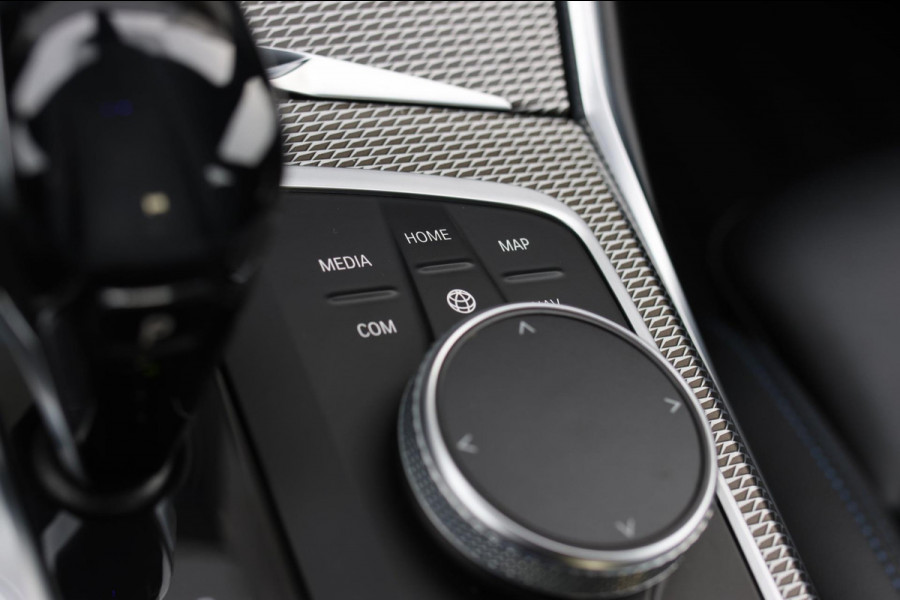 BMW 3-serie 330i M-Sport *Camera*Stoelverwarming*Led*Dealer onderhouden*