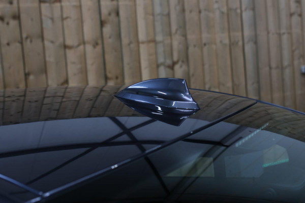 BMW 3-serie 330i M-Sport *Camera*Stoelverwarming*Led*Dealer onderhouden*