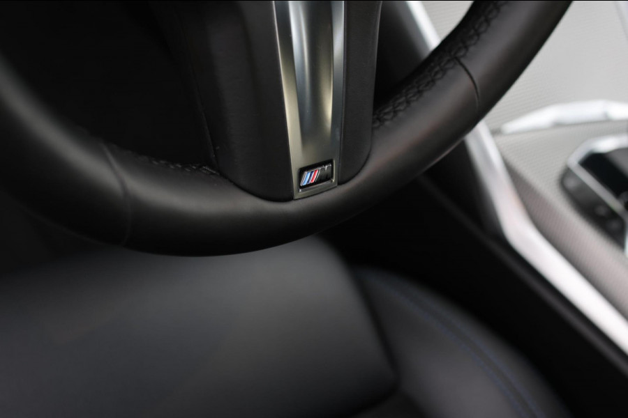 BMW 3-serie 330i M-Sport *Camera*Stoelverwarming*Led*Dealer onderhouden*