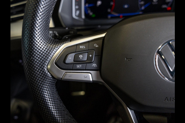 Volkswagen Passat Variant 1.5 TSI R-Line Business + / 150pk / Panorama dak / Achteruitrij camera / Stoelverwarming /