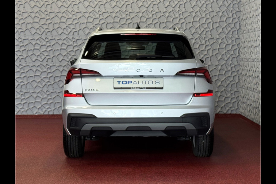 Škoda Kamiq TSI SELECTION 2025 CAMERA STOEL/STUUR ADAP.CRUISE VERW. CARPLAY NAVI VIR.COCKPIT LMV LED Top Auto's Wijchen, altijd 170 Nieuwe en bijna nieuwe Auto's met : Benzine /  PHEV / Plug in hybrid / Hybrid / Mild hybrid / Meerdere uitvoeringen leverbaar , Ambition , Business , Monte Carl