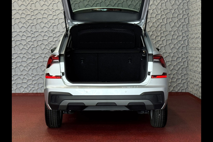 Škoda Kamiq TSI SELECTION 2025 CAMERA STOEL/STUUR ADAP.CRUISE VERW. CARPLAY NAVI VIR.COCKPIT LMV LED Top Auto's Wijchen, altijd 170 Nieuwe en bijna nieuwe Auto's met : Benzine /  PHEV / Plug in hybrid / Hybrid / Mild hybrid / Meerdere uitvoeringen leverbaar , Ambition , Business , Monte Carl