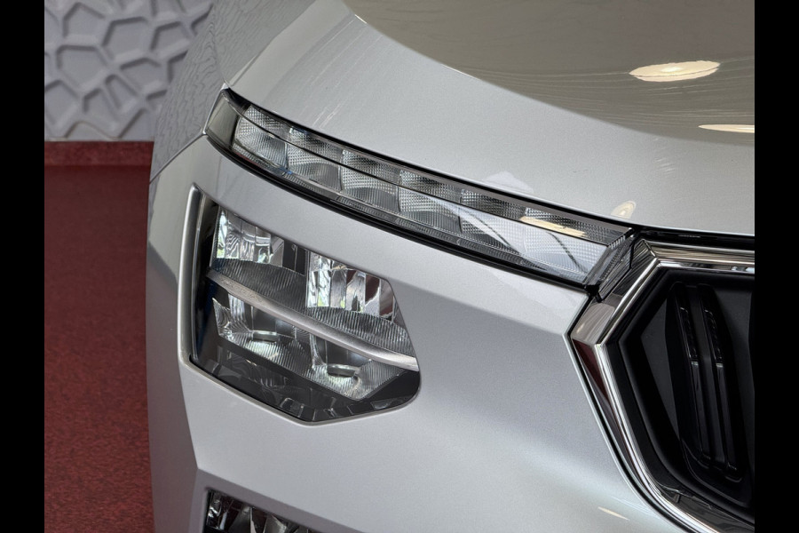 Škoda Kamiq TSI SELECTION 2025 CAMERA STOEL/STUUR ADAP.CRUISE VERW. CARPLAY NAVI VIR.COCKPIT LMV LED Top Auto's Wijchen, altijd 170 Nieuwe en bijna nieuwe Auto's met : Benzine /  PHEV / Plug in hybrid / Hybrid / Mild hybrid / Meerdere uitvoeringen leverbaar , Ambition , Business , Monte Carl