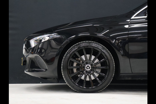 Mercedes-Benz A-Klasse 250 e Sport Luxury Limited [TREKHAAK, APPLE CARPLAY, CRUISE CONTROL, ACHTERUITRIJCAMERA, PDC V+A, STOELVERWARMING, AUTOMATSICHE AIRCO, NIEUWSTAAT]