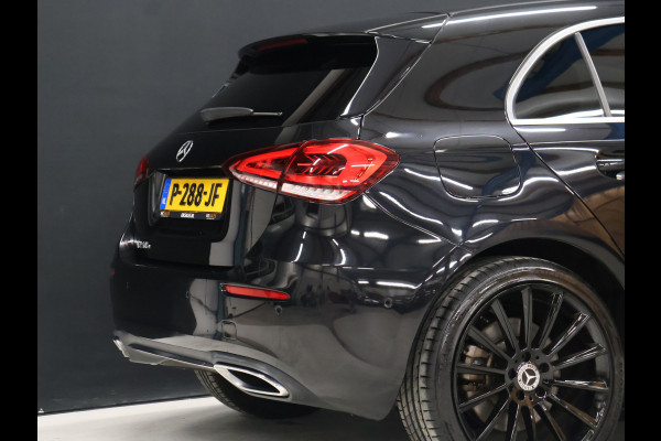 Mercedes-Benz A-Klasse 250 e Sport Luxury Limited [TREKHAAK, APPLE CARPLAY, CRUISE CONTROL, ACHTERUITRIJCAMERA, PDC V+A, STOELVERWARMING, AUTOMATSICHE AIRCO, NIEUWSTAAT]