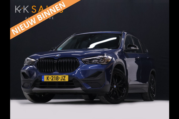 BMW X1 sDrive18i Sport [HEAD-UP DISPLAY, GROOT NAVIGATIE, VOL LEDER, PDC ACHTER, STOELVERWARMING, AUTOMATISCHE AIRCO, ELEKTRISCHE ACHTERKLEP, BMW LED, CRUISE CONTROL, BLUETOOTH TELEFOON, NIEUWSTAAT]