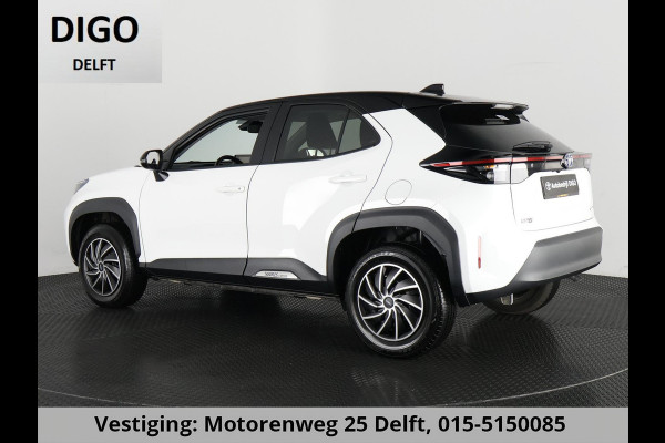 Toyota Yaris Cross 1.5 HYBRID BI-TONE MET LUXERY PACK GARANTIE-2033 CLOUD NAVIGATIE .CLIMA.CRUISE.KEYLESS.