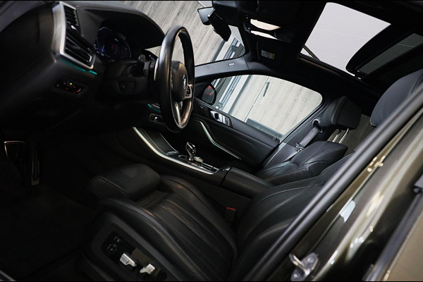 BMW X5 XDrive45e High Executive M Line / SWAROVSKI / 360 Camera / Head Up / Leder / F1 / Open Pano / Laser Koplampen / 22 Inch