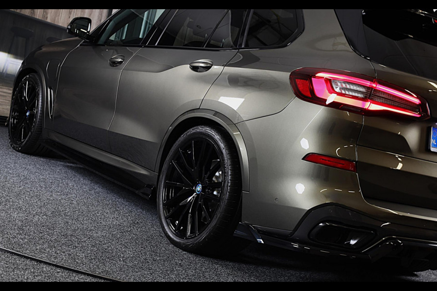 BMW X5 XDrive45e High Executive M Line / SWAROVSKI / 360 Camera / Head Up / Leder / F1 / Open Pano / Laser Koplampen / 22 Inch