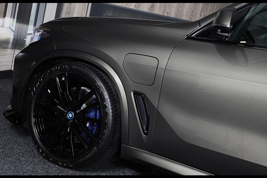BMW X5 XDrive45e High Executive M Line / SWAROVSKI / 360 Camera / Head Up / Leder / F1 / Open Pano / Laser Koplampen / 22 Inch