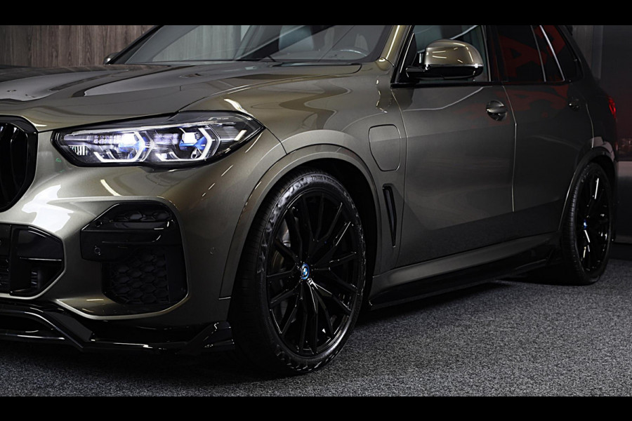 BMW X5 XDrive45e High Executive M Line / SWAROVSKI / 360 Camera / Head Up / Leder / F1 / Open Pano / Laser Koplampen / 22 Inch