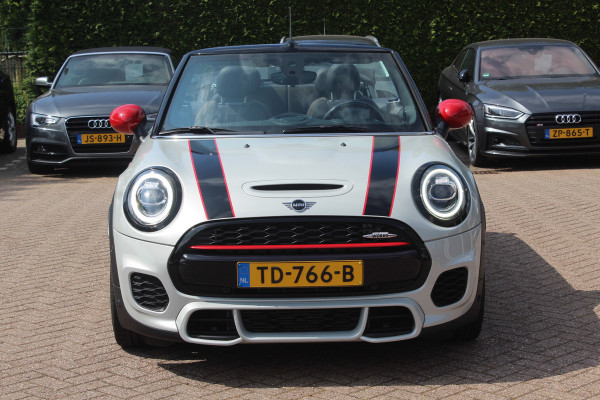 MINI Cabrio 2.0 John Cooper Works Chili / Full options / Camera / JCW Package / Head-up display / DAB / Harman Kardon