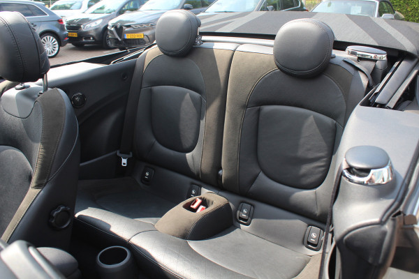 MINI Cabrio 2.0 John Cooper Works Chili / Full options / Camera / JCW Package / Head-up display / DAB / Harman Kardon