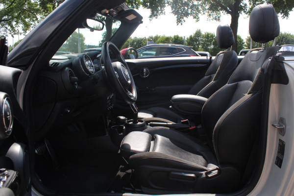 MINI Cabrio 2.0 John Cooper Works Chili / Full options / Camera / JCW Package / Head-up display / DAB / Harman Kardon