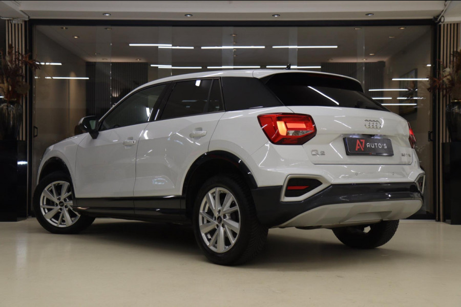 Audi Q2 35 TFSI S Edition CARPLAY/STOELVERWARMING/CAM/NAVI/PARKHULP/VOL