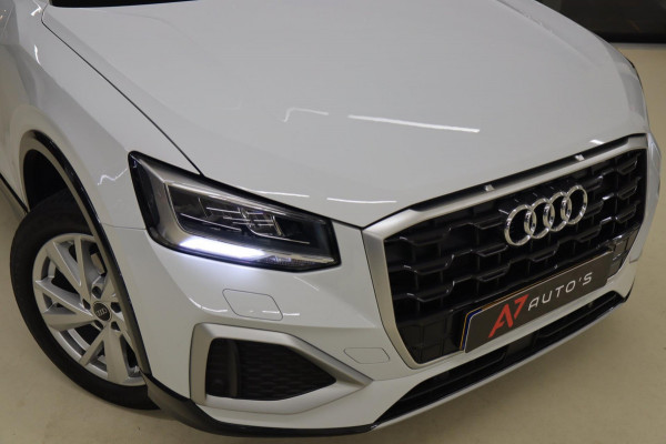 Audi Q2 35 TFSI S Edition CARPLAY/STOELVERWARMING/CAM/NAVI/PARKHULP/VOL