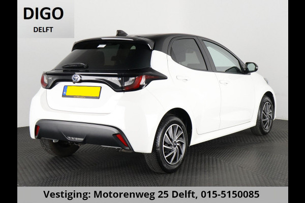 Toyota Yaris 1.5 HYBRIDE GARANTIE TOT 2033* BLACK & WHITE BIJNA 2023. CLOUD NAVI.CLIMA.CRUISE