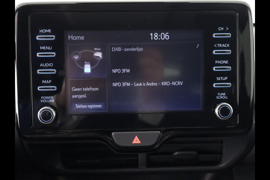 Toyota Yaris 1.5 HYBRIDE GARANTIE TOT 2033* BLACK & WHITE BIJNA 2023. CLOUD NAVI.CLIMA.CRUISE