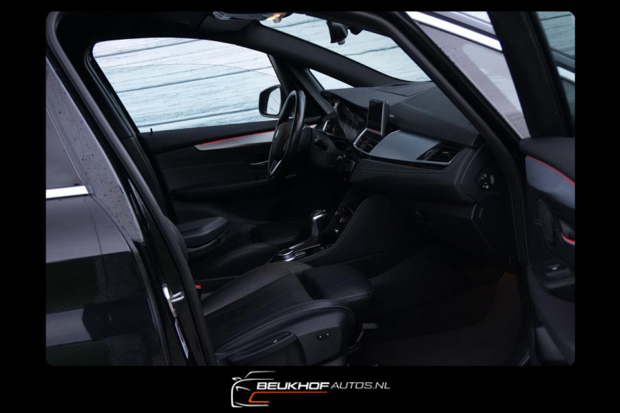 BMW 2 Serie Active Tourer 218i High Executive Automaat Leer