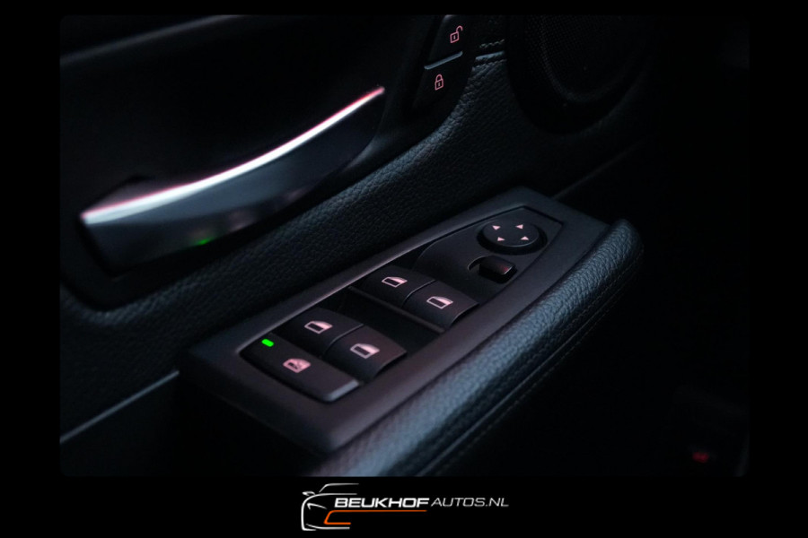 BMW 2 Serie Active Tourer 218i High Executive Automaat Leer