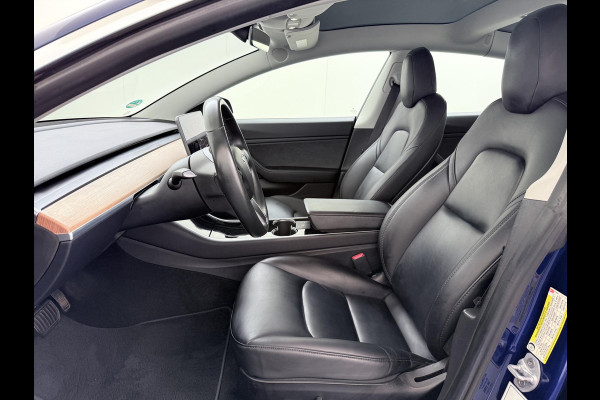 Tesla Model 3 Long Range AWD 75 kWh SOH 88% VAN: €22.900,- VOOR: €20.899,- UW EINDEJAARSVOORDEEL: €2.001,- |AFNEEMBARE TREKHAAK | 750KG TREKGEWICHT | ORIGNEEL NL AUTO | RIJKLAAR MET 12 MND BOVAG GARANTIE |