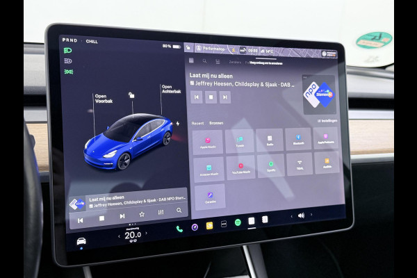 Tesla Model 3 Long Range AWD 75 kWh SOH 88% VAN: €22.900,- VOOR: €20.899,- UW EINDEJAARSVOORDEEL: €2.001,- |AFNEEMBARE TREKHAAK | 750KG TREKGEWICHT | ORIGNEEL NL AUTO | RIJKLAAR MET 12 MND BOVAG GARANTIE |
