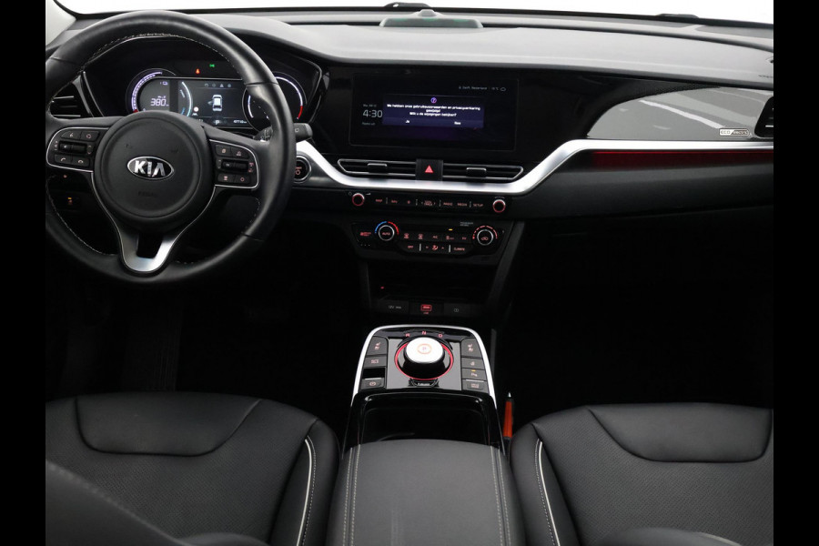 Kia e-Niro EXECUTIVELINE 64 KwH 1e EIG. ACCUTEST 100% !! WLTP 3-FASE. 204 PK . BEREIK WLTP 478 KM!! NAVI.DODEHOEK WARMTEPOMP GARANTIE TOT 9-2030**