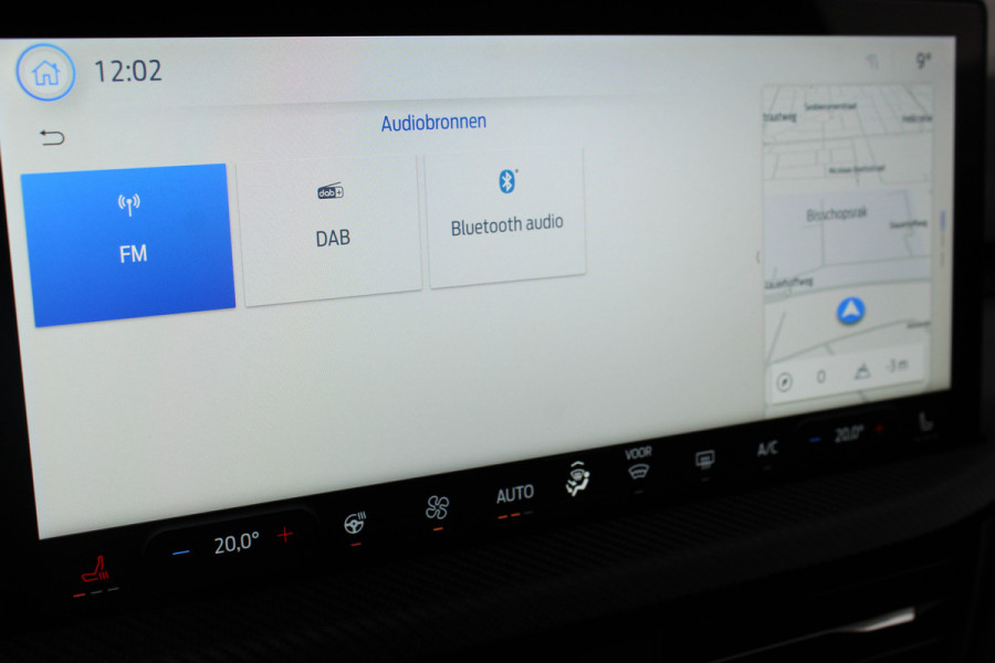 Ford Kuga 2.5-243pk PHEV ST-Line X. Van €. 54.937,- voor €. 43.735,- ! Trekgewicht van 2.100kg ! Elektr. verstelb. AGR stoelen voor, Stoel-, stuur-, voorraam- en achterbank verwarming, Elektr. panorama/schuif-kanteldak , Trekhaak elektr. wegklapbaar, B&O soundsyst. etc.