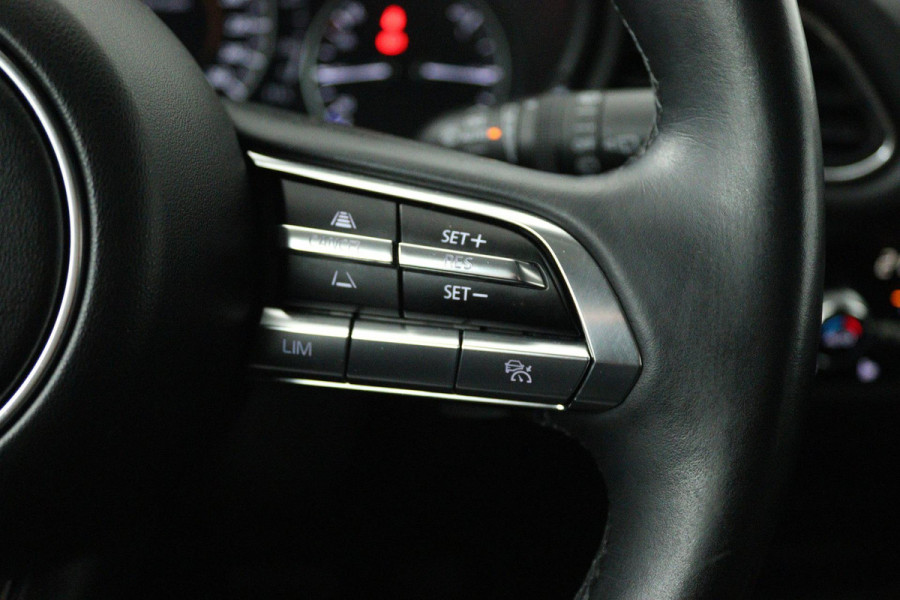 Mazda CX-30 2.0 e-SkyActiv-X M Hybrid Luxury (STOEL/STUUR VERWARMING, TREKHAAK, ELEKTR STOELEN, ACHTERUITRIJCAMERA)