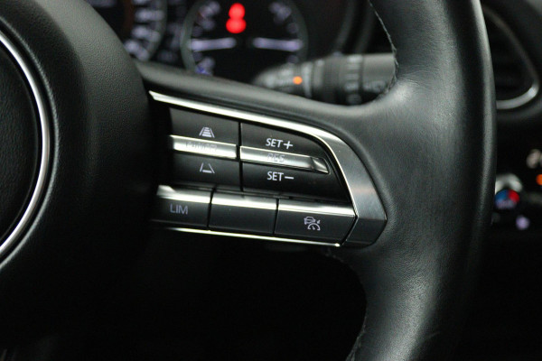 Mazda CX-30 2.0 e-SkyActiv-X M Hybrid Luxury (STOEL/STUUR VERWARMING, TREKHAAK, ELEKTR STOELEN, ACHTERUITRIJCAMERA)