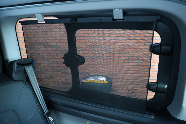 Ford Transit Custom 320 2.0 TDCI L2H1 Limited DC | Dubbel Cabine | ACC | Blind Spot | Navigatie | Camera | CarPlay | Lane Assist | Trekhaak | BPM VRIJ | Verlengde fabrieksgarantie tot 12-2029 | 5-Zitter