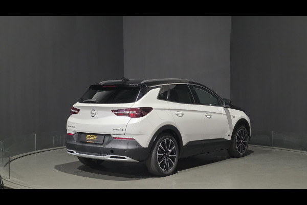 Opel Grandland X 1.6 Turbo Ultimate | Leder | Camera | Navi | PHEV | Stoelkoeling